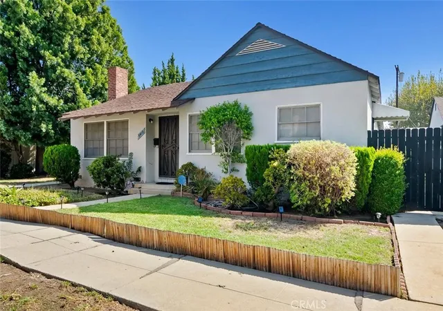 Multi family home for sale at 5420 Kester, Sherman Oaks, CA 91411 | MLS# SR26203568
