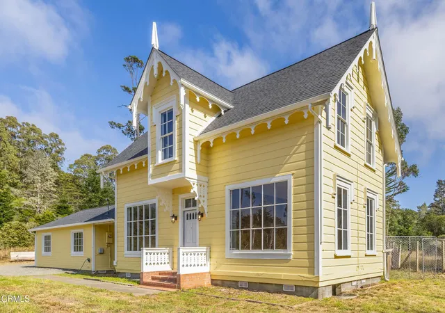 Photo 3 of Single family home for sale at 45115 Fern Dr, Mendocino, CA 95460 | MLS# C1-11531 | Listing updated on 2026-09-29