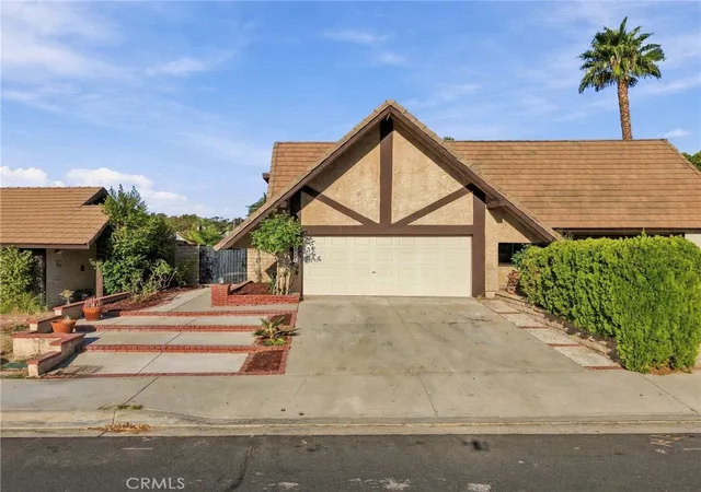 Photo 1 of Single family home for sale at 27175 Rio Garza, Valencia, CA 91354 | MLS# SR26204694 | Listing updated on 2026-10-12