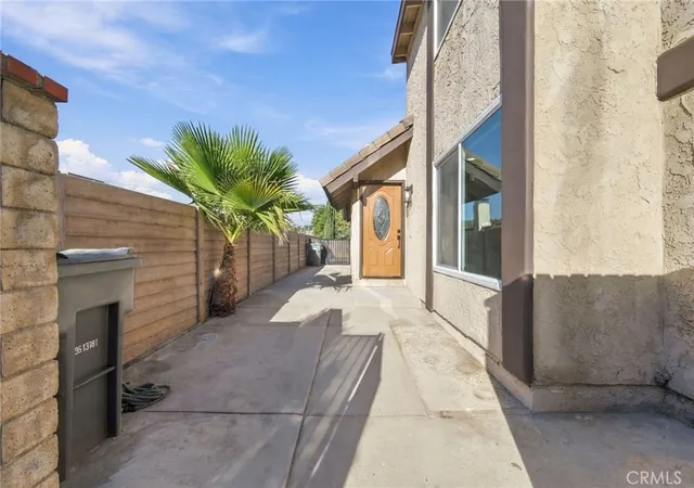 Photo 3 of Single family home for sale at 27175 Rio Garza, Valencia, CA 91354 | MLS# SR26204694 | Listing updated on 2026-10-12