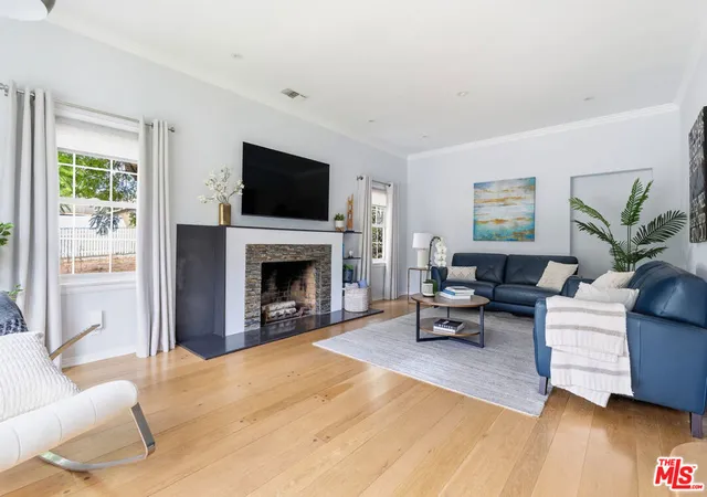 Photo 3 of Single family home for sale at 3047 Hermosa Ave, La Crescenta, CA 91214 | MLS# 26986323 | Listing updated on 2026-10-08