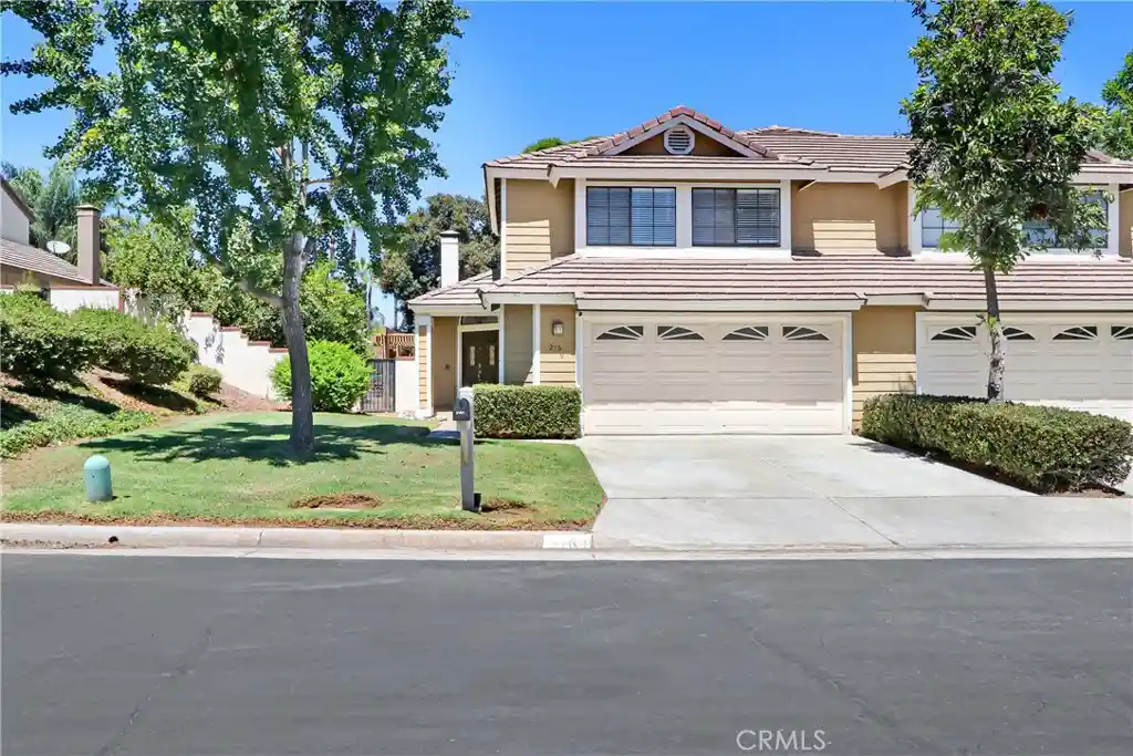 Photo 1 of Sale Pending at 2161 Falcon Crst, Riverside, CA 92506 | MLS# RS26197573 | Listing updated on 2026-10-31
