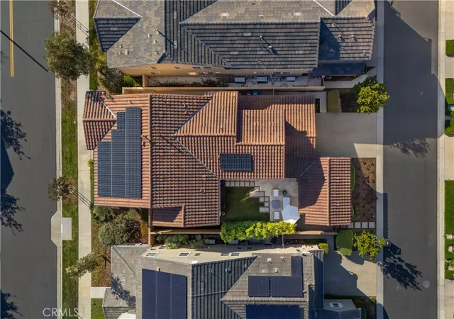 Photo 3 of Single family home for sale at 22 Preston Pl, Tustin, CA 92782 | MLS# NP26204184 | Listing updated on 2026-10-09