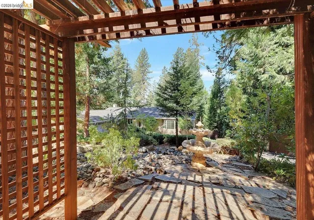 Photo 3 of Single family home for sale at 14358 Plover Way, Grass Valley, CA 95949 | MLS# 41148751 | Listing updated on 2026-09-29