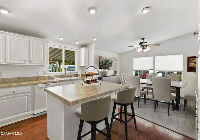 Photo 2 of Manufactured home for sale at 195 Tierra Rejada Rd #127, Simi Valley, CA 93065 | MLS# 226004461 | Listing updated on 2026-10-09