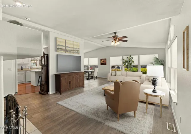 Photo 3 of Manufactured home for sale at 195 Tierra Rejada Rd #127, Simi Valley, CA 93065 | MLS# 226004461 | Listing updated on 2026-10-09