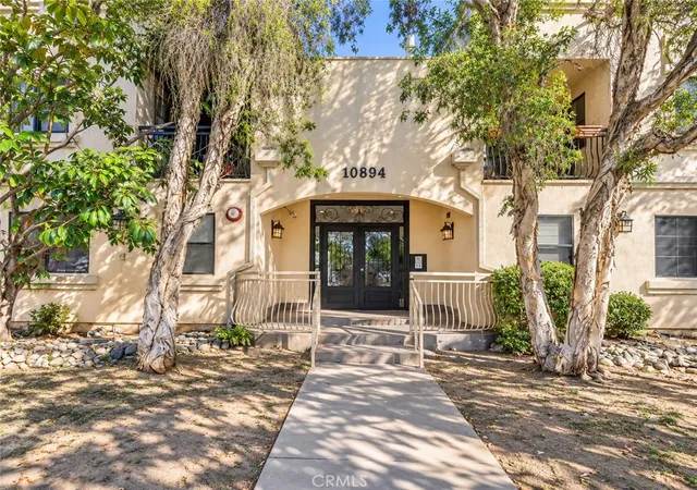 Photo 2 of Condo for sale at 10894 Olinda #123, Sun Valley, CA 91352 | MLS# GD26204287 | Listing updated on 2026-10-05