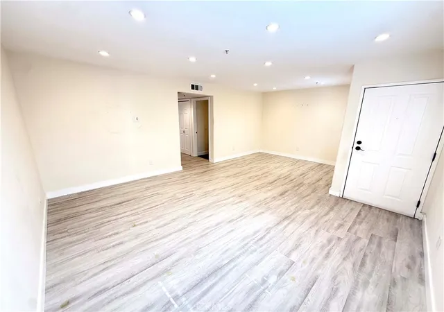 Photo 3 of Condo for sale at 10894 Olinda #123, Sun Valley, CA 91352 | MLS# GD26204287 | Listing updated on 2026-10-05