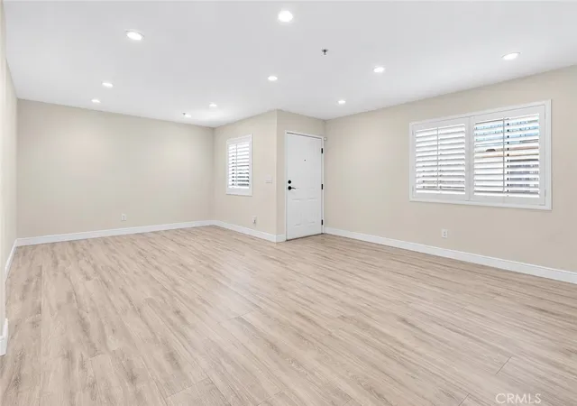 Photo 3 of Condo for sale at 10894 Olinda St #123, Sun Valley, CA 91352 | MLS# GD26204287 | Listing updated on 2026-10-05