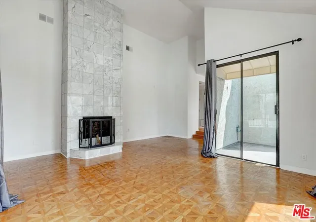 Photo 2 of Condo for sale at 1140 Alta Loma Rd #303, West Hollywood, CA 90069 | MLS# 26989295 | Listing updated on 2026-10-07