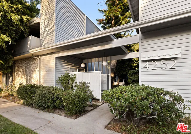 Photo 2 of Condo for sale at 4252 Fair Ave #10, North Hollywood, CA 91602 | MLS# 26990093 | Listing updated on 2026-10-01