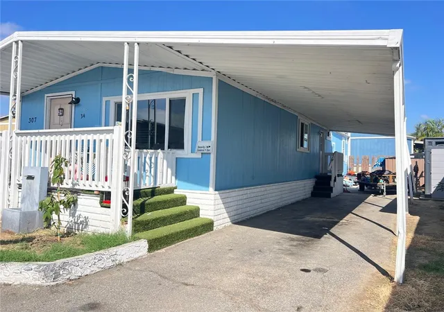 Photo 2 of Manufactured home for sale at 518 S Sullivan St #34, Santa Ana, CA 92704 | MLS# PW26204783 | Listing updated on 2026-09-18