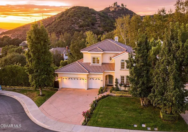 Photo 2 of Single family home for sale at 219 Baybrook Ct, Lake Sherwood, CA 91361 | MLS# 226004462 | Listing updated on 2026-10-01