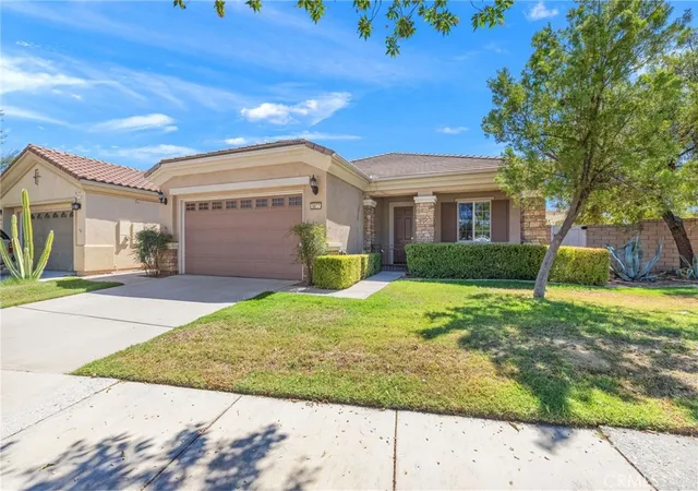 Photo 3 of Single family home for sale at 5687 Corte Benisa, Hemet, CA 92545 | MLS# SW26203509 | Listing updated on 2026-10-09