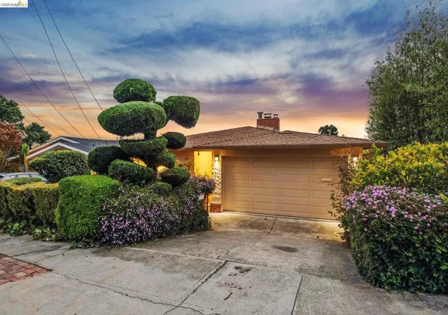 Single family home for sale at 885 Shevlin Dr, El Cerrito, CA 94530 | MLS# 41148773