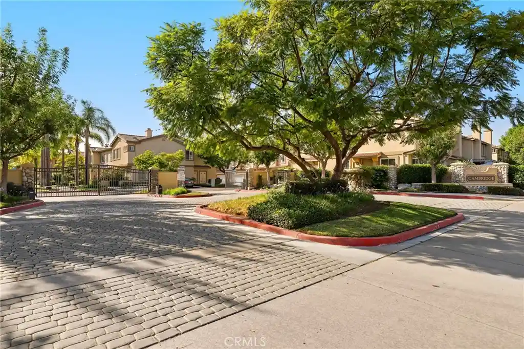 Listing Photo 47 - Condo for sale in 470 N Londonderry Ln located at 470 N Londonderry Ln, Orange, CA 92869 - Unit 470 N Londonderry Ln
