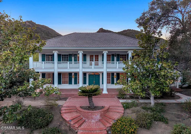 Photo 1 of Sale Pending at 591 W Stafford Rd, Thousand Oaks, CA 91361 | MLS# 226004466 | Listing updated on 2026-10-06