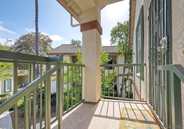 Photo 4 of Sale Pending at 10872 Sabre Hl Dr #282, San Diego, CA 92128 | MLS# 260022929SD | Listing updated on 2026-09-26