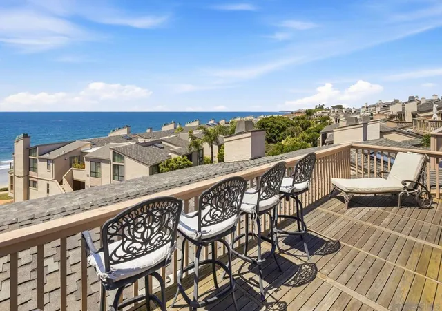 Listing Photo 3 - Condo for sale in building located at 591 S Sierra, Solana Beach, CA 92075 - Unit #42