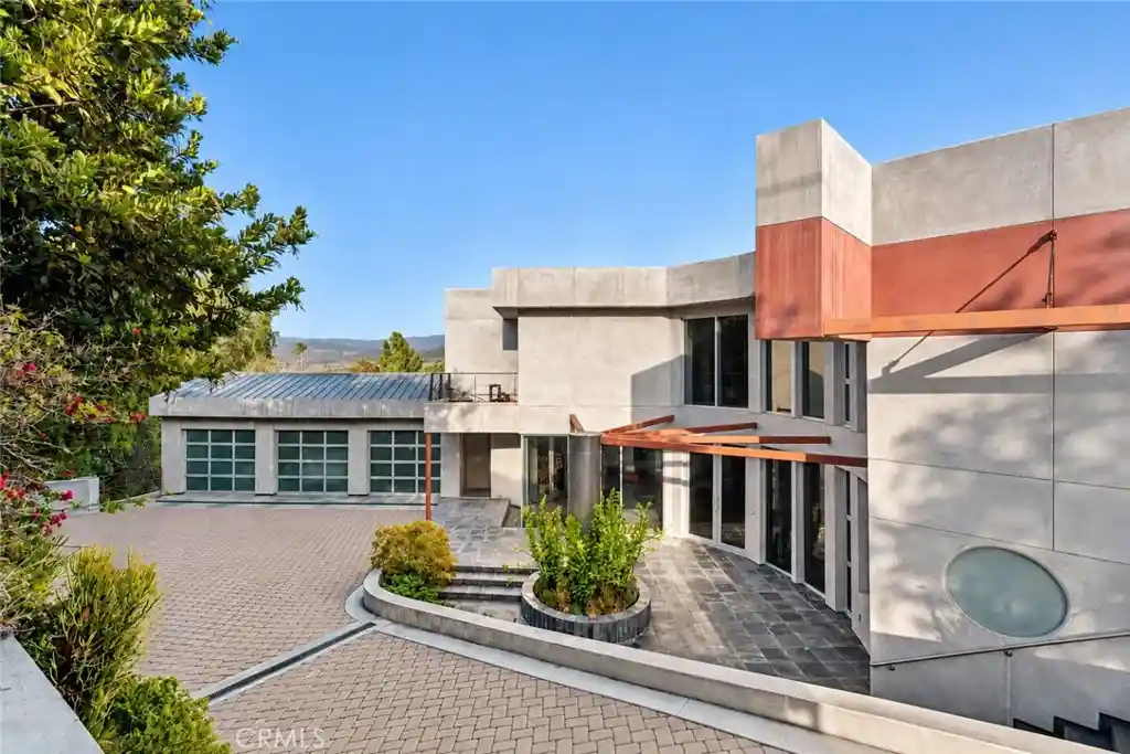 Photo 1 of Single family home for sale at 10182 Cowan Hts Dr, Santa Ana, CA 92705 | MLS# NP26203121 | Listing updated on 2026-10-24