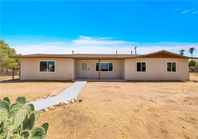 Photo 2 of Single family home for sale at 7623 Frontera Ave, Yucca Valley, CA 92284 | MLS# JT26204652 | Listing updated on 2026-10-09