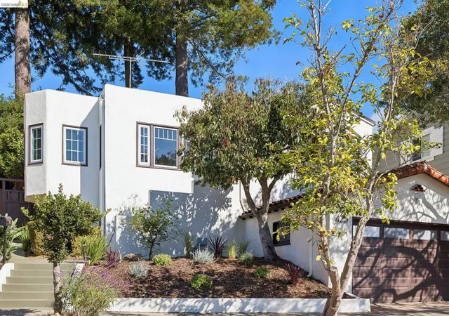 Single family home for sale at 425 Kentucky Ave, Berkeley, CA 94707 | MLS# 41148800
