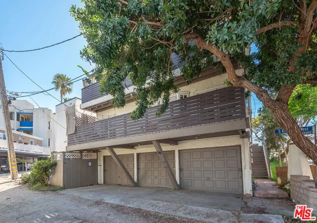 Photo 3 of Multi family home for sale at 3900 Pacific Ave, Marina Del Rey, CA 90292 | MLS# 26989709 | Listing updated on 2026-09-26