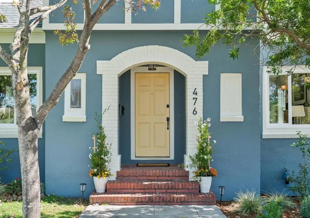 Photo 3 of Sale Pending at 476 Key Blvd, Richmond, CA 94805 | MLS# 41148809 | Listing updated on 2026-10-04