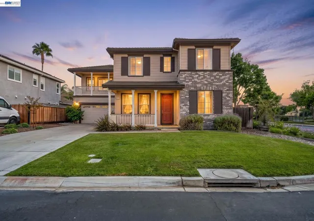 Photo 3 of Sale Pending at 6391 Crystal Springs Cir, Discovery Bay, CA 94505 | MLS# 41148810 | Listing updated on 2026-09-30
