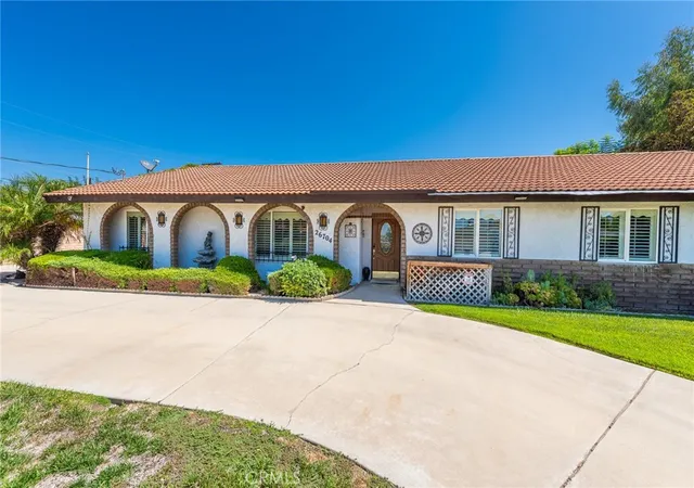 Photo 2 of Sale Pending at 26704 Cornell St, Hemet, CA 92544 | MLS# IV26204549 | Listing updated on 2026-10-07
