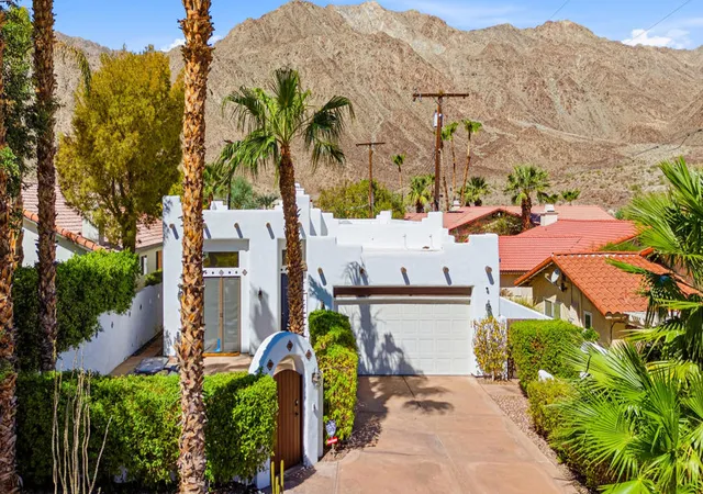 Photo 1 of Sale Pending at 53305 Avenida Madero, La Quinta, CA 92253 | MLS# 219152939DA | Listing updated on 2026-10-06