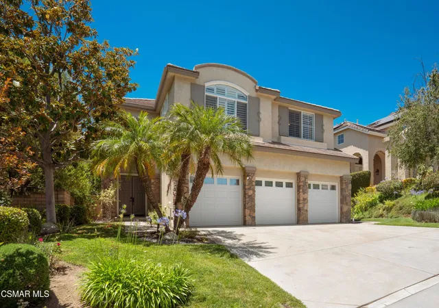 Photo 3 of Single family home for sale at 921 Ellesmere Way, Oak Park, CA 91377 | MLS# 226004475 | Listing updated on 2026-10-08