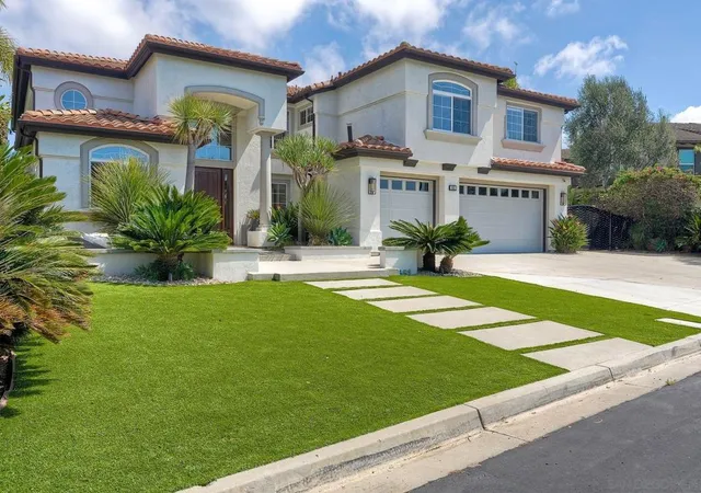 Photo 3 of Single family home for sale at 1651 Bella Laguna Ct, Encinitas, CA 92024 | MLS# 260022956SD | Listing updated on 2026-09-19