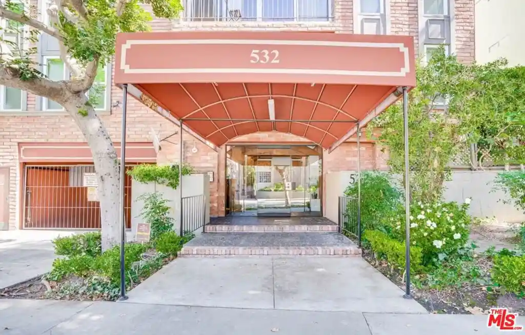 Condo for sale at 532 N Rossmore Ave #306, Los Angeles, CA 90004 | MLS# 26990297