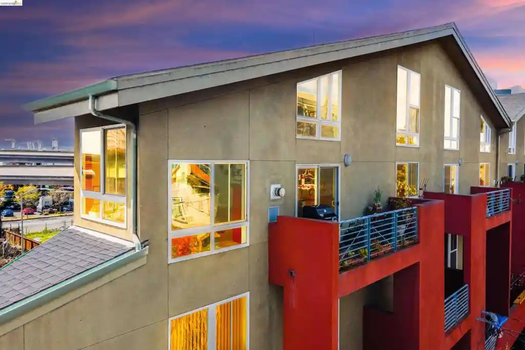 Listing Photo 48 - Condo for sale in 675 8Th St located at 675 8Th St, Oakland, CA 94607 - Unit #16