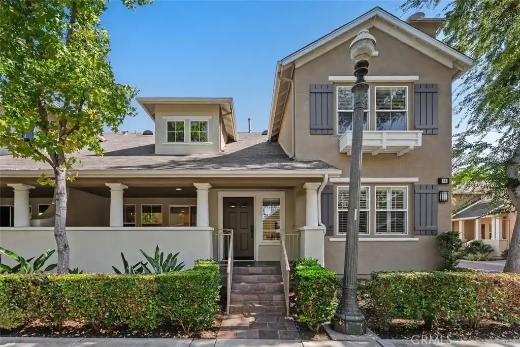 Listing Photo 1 - Condo for sale in 44 Burlingame located at 44 Burlingame, Irvine, CA 92602 - Unit 44 Burlingame