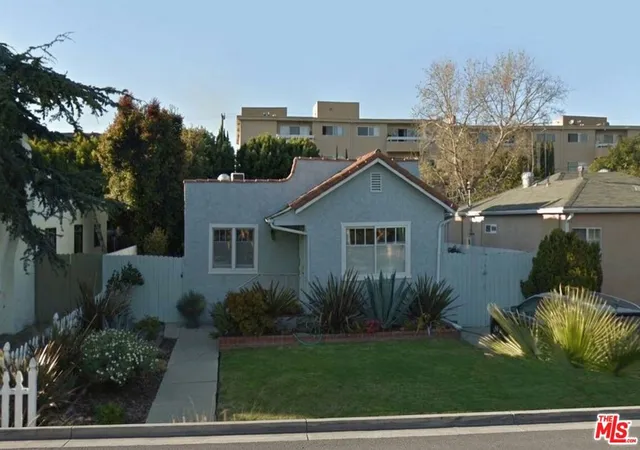 Photo 1 of Single family home for sale at 10761 Westminster Ave, Los Angeles, CA 90034 | MLS# 26990351 | Listing updated on 2026-10-02