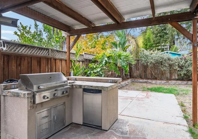 Photo 3 of Single family home for sale at 229 Poplar Ave, Santa Cruz, CA 95062 | MLS# ML82061904 | Listing updated on 2026-10-07