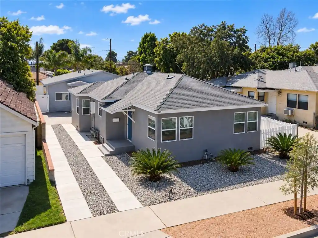 Multi family home for sale at 2002 W Victory, Burbank, CA 91506 | MLS# BB26205137