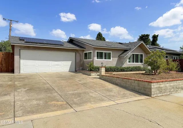 Photo 3 of Single family home for sale at 4679 Fannin Dr, Simi Valley, CA 93063 | MLS# 226004476 | Listing updated on 2026-10-09