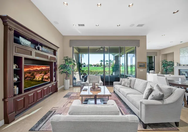 Photo 3 of Single family home for sale at 76447 Via Chianti, Indian Wells, CA 92210 | MLS# 219152948DA | Listing updated on 2026-09-20