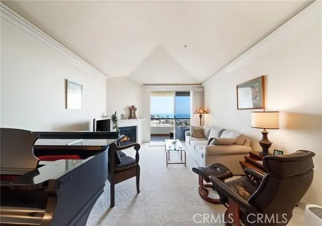 Listing Photo 2 - Condo for sale in building located at 25422 Sea Blfs, Dana Point, CA 92629 - Unit #307