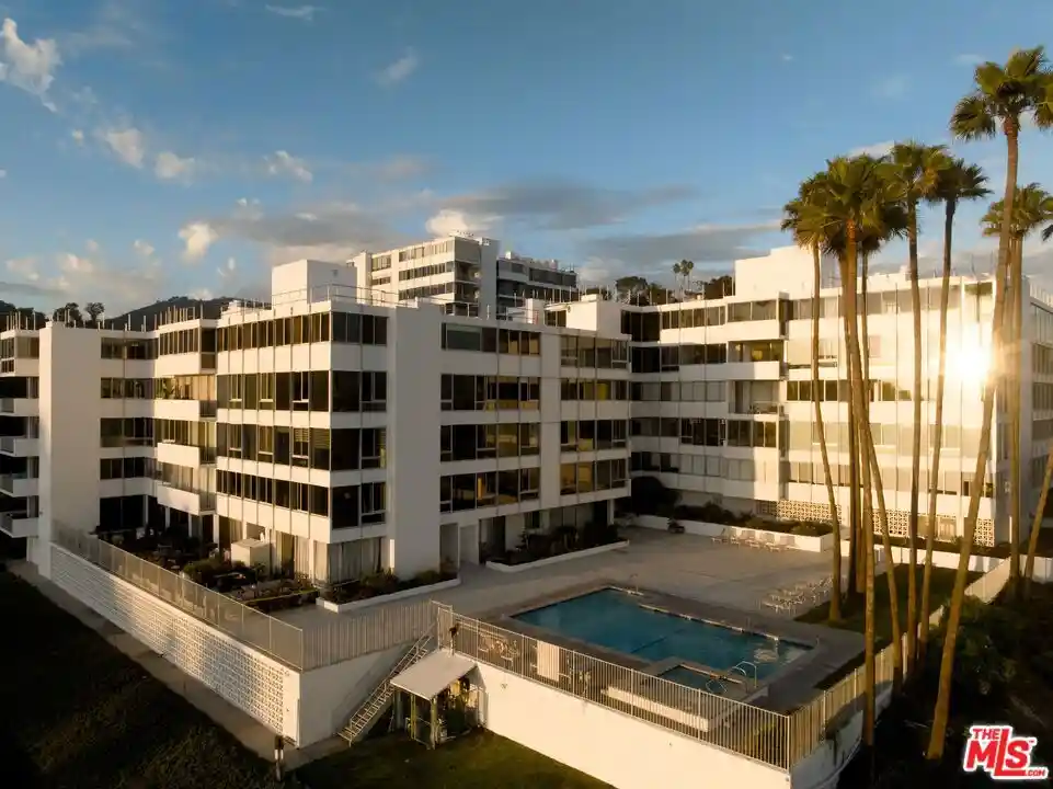 Photo 1 of Condo for sale at 17366 W Sunset Blvd #102, Pacific Palisades, CA 90272 | MLS# 26989521 | Listing updated on 2026-10-20