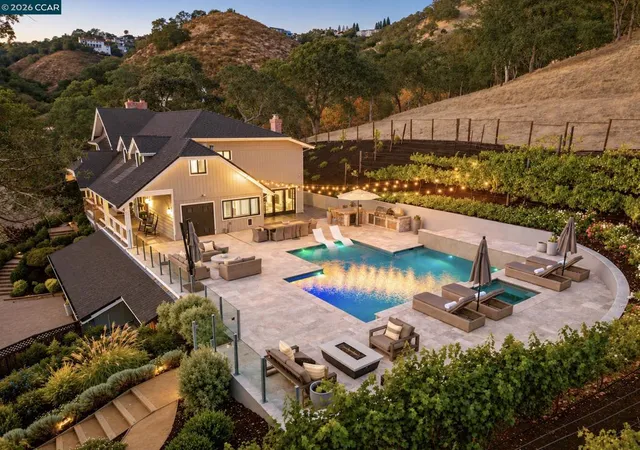 Photo 1 of Single family home for sale at 330 Twin Peaks Ln, Alamo, CA 94507 | MLS# 41148827 | Listing updated on 2026-10-08