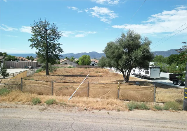 Land for sale at 33309 Gafford Rd, Wildomar, CA 92595 | MLS# SW26204283