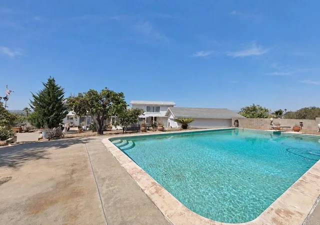 Photo 2 of Single family home for sale at 1701 Acacia Ln, Fallbrook, CA 92028 | MLS# NDP2608769 | Listing updated on 2026-09-19