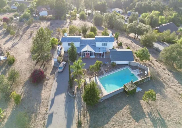 Photo 3 of Single family home for sale at 1701 Acacia Ln, Fallbrook, CA 92028 | MLS# NDP2608769 | Listing updated on 2026-09-19