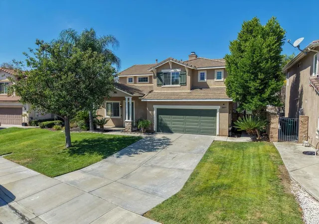 Photo 1 of Single family home for sale at 38977 Lone Cir, Murrieta, CA 92563 | MLS# NDP2608771 | Listing updated on 2026-10-01