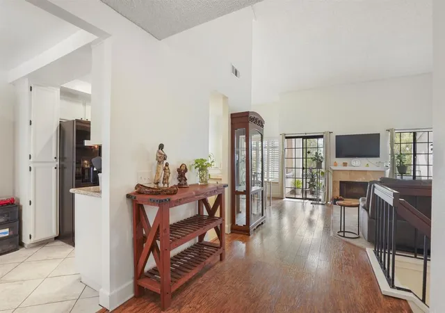 Listing Photo 5 - Condo for sale in building located at 1502 Apache Dr, Chula Vista, CA 91910 - Unit #E