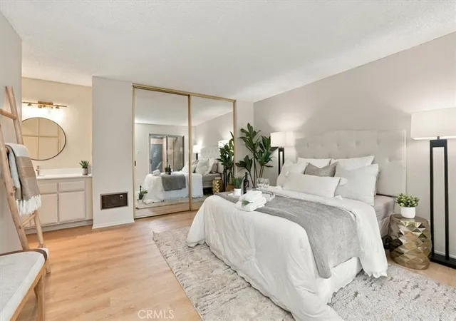 Listing Photo 5 - Condo for sale in building located at 7890 E Spring, Long Beach, CA 90815 - Unit #23A